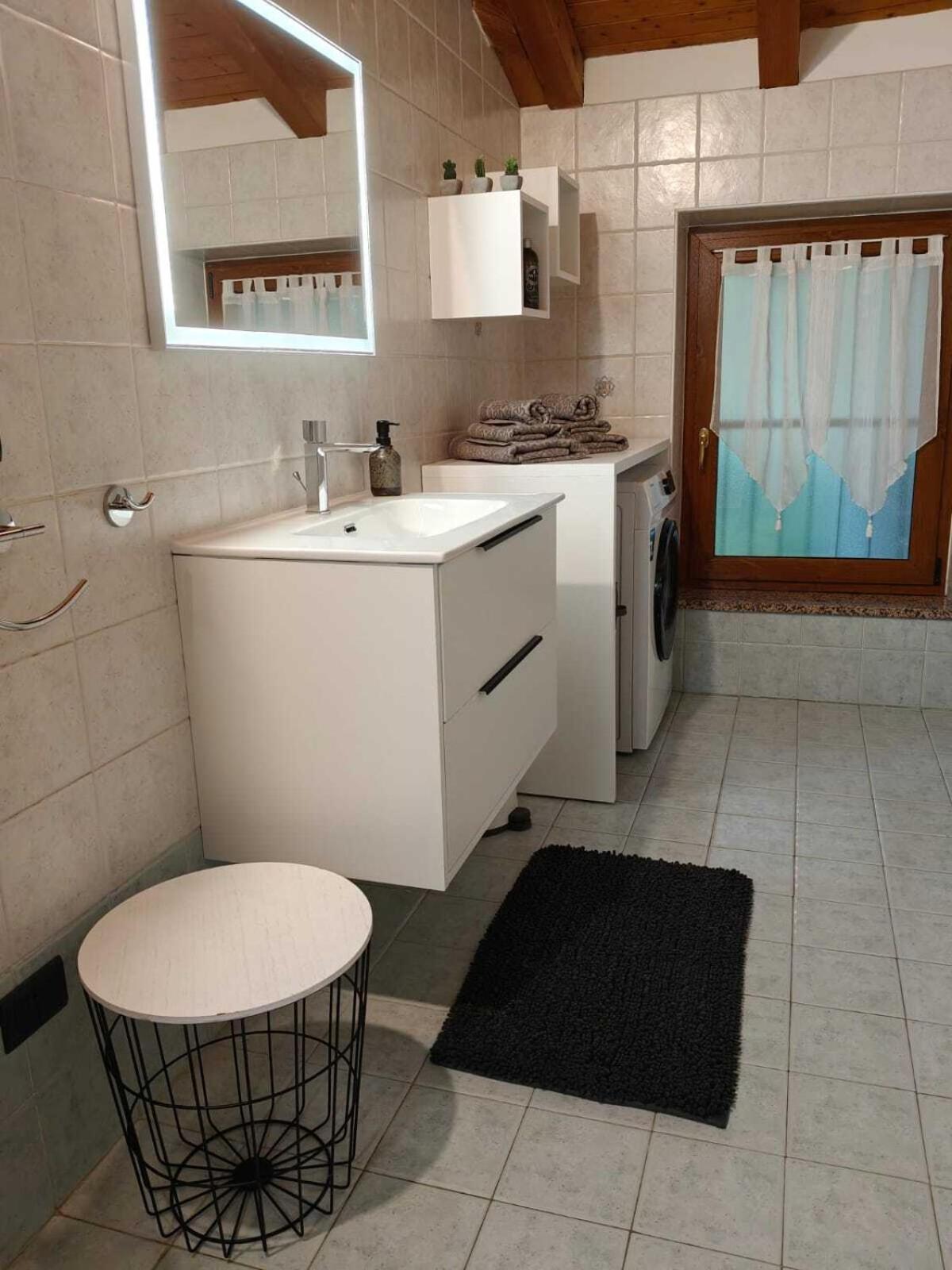 Appartamento Al Forte Torbole Sul Garda Стая снимка